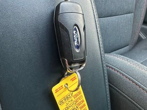 Used 2024 Ford Maverick XLT w/ XLT Luxury Package FWD image 8