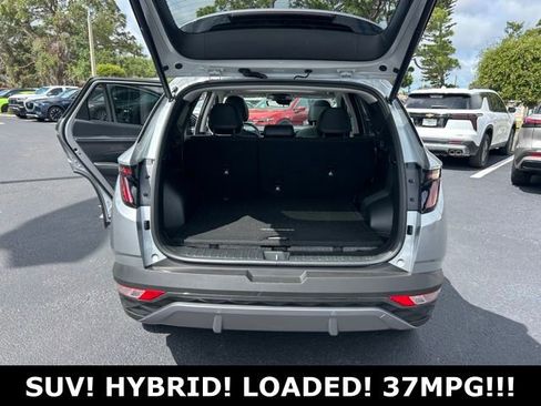 Used 2024 Hyundai Tucson Limited AWD/4WD image 16