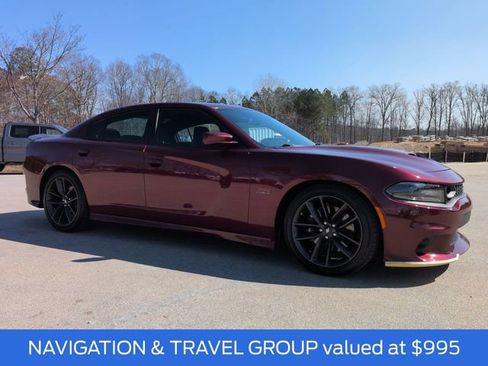Used 2019 Dodge Charger Scat Pack w/ Navigation & Travel Group image 2