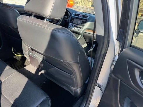 Used 2016 Subaru Outback 2.5i Limited image 18