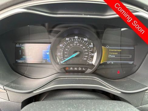 Used 2020 Ford Fusion SE w/ Equipment Group 151A image 9