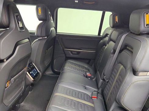 Used 2025 Rivian R1S Adventure AWD/4WD image 22