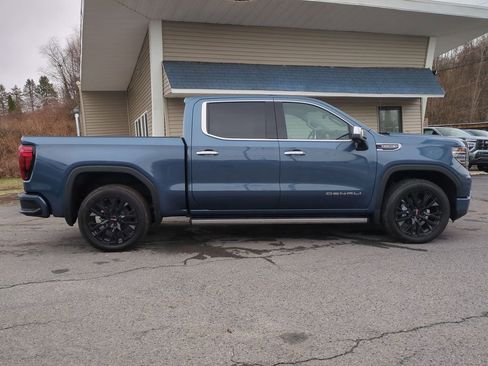 New 2026 GMC Sierra 1500 Denali w/ Denali Reserve Package AWD/4WD image 4