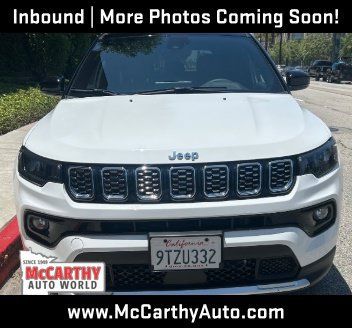 Used 2025 Jeep Compass Limited AWD/4WD image 2