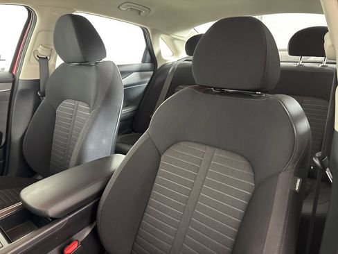 Used 2025 Kia K5 LXS FWD image 9