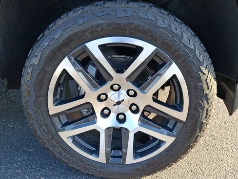 Certified 2023 Chevrolet Colorado Z71 w/ Z71 Convenience Package 2 image 8