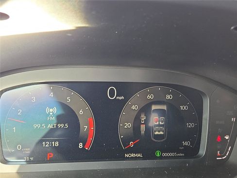 New 2025 Acura ADX A-Spec image 3