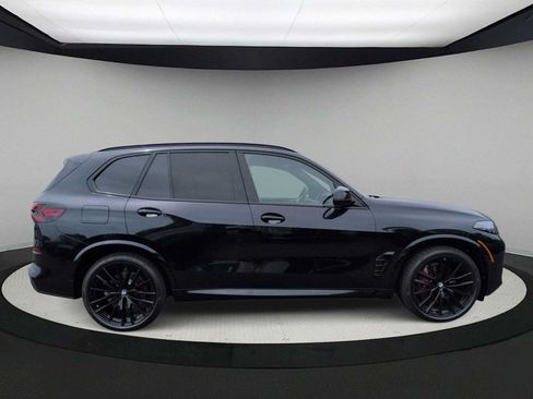 New 2026 BMW X5 xDrive40i w/ M Sport Package AWD/4WD image 9