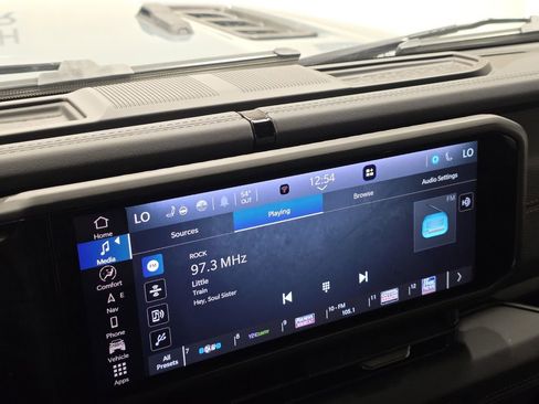 Used 2025 Jeep Wrangler Unlimited Rubicon image 27