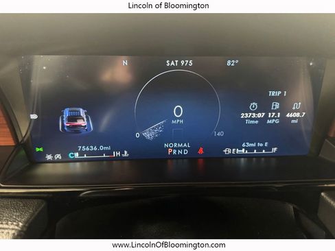 Used 2022 Lincoln Navigator 4WD image 28