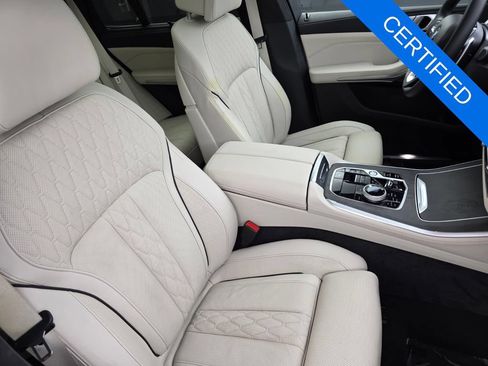 Used 2024 BMW X5 xDrive40i w/ Executive Package AWD/4WD image 28