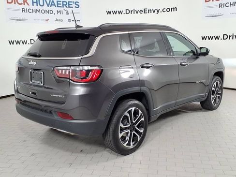 Used 2023 Jeep Compass Limited AWD/4WD image 4