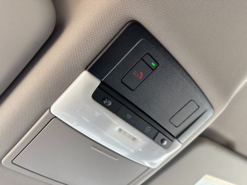 Used 2022 Nissan Rogue SV FWD image 27