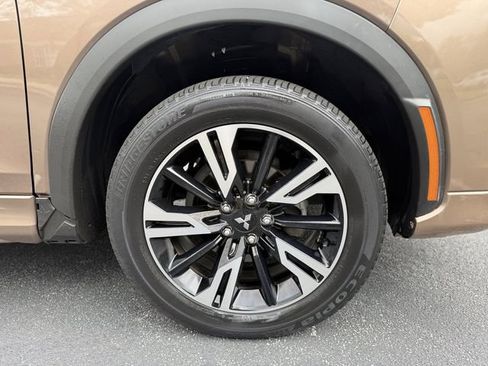 Used 2023 Mitsubishi Eclipse Cross SEL AWD/4WD image 45