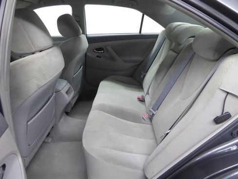 Used 2009 Toyota Camry image 25