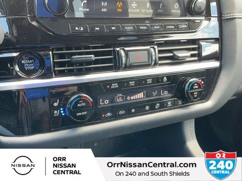 Used 2025 Nissan Pathfinder Platinum AWD/4WD image 25