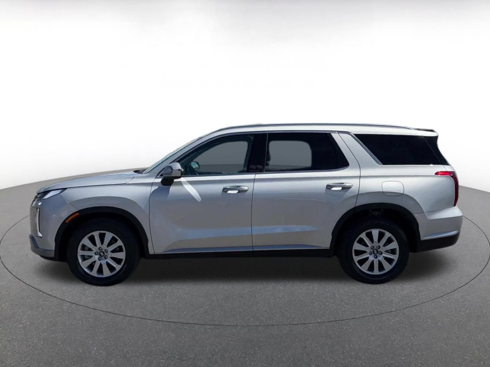 Used 2025 Hyundai Palisade SEL FWD image 8