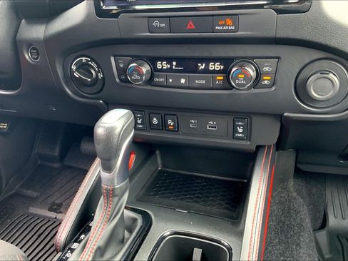 Used 2023 Nissan Frontier PRO-4X w/ Pro Convenience Package AWD/4WD image 38