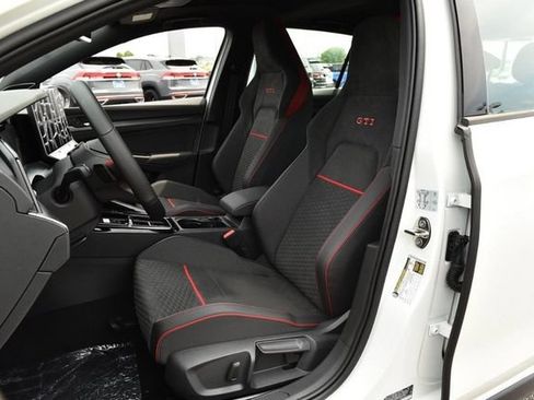 New 2026 Volkswagen GTI SE FWD image 19