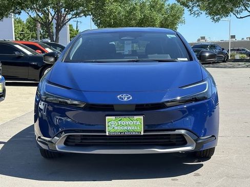 New 2026 Toyota Prius XLE image 7