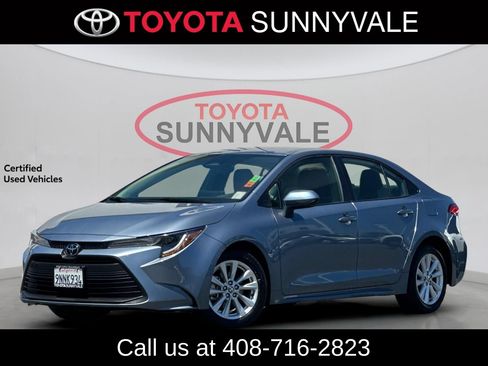 Used 2024 Toyota Corolla LE FWD image 1