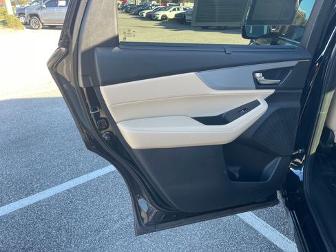 Used 2022 Acura MDX FWD w/ Technology Package image 22