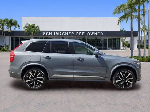 Certified 2023 Volvo XC90 B5 Plus AWD/4WD image 8