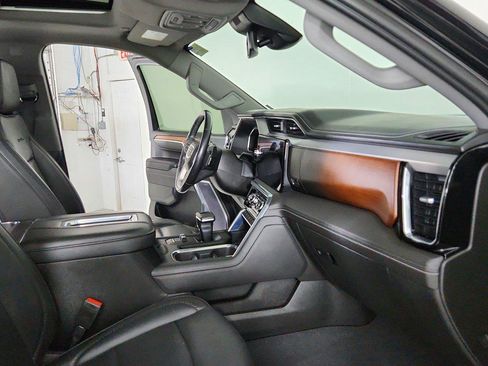 Used 2022 GMC Sierra 1500 Denali AWD/4WD image 30