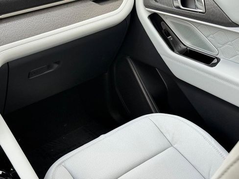 New 2026 Ford Explorer Platinum w/ LUX Leather Package image 11