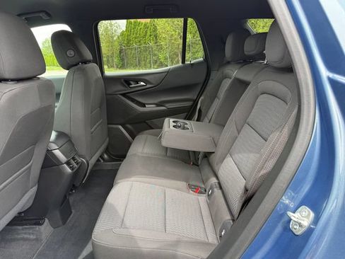 Used 2025 Chevrolet Equinox LT FWD image 9