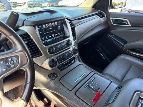 Used 2019 GMC Yukon XL Denali w/ Open Road Package AWD/4WD image 21