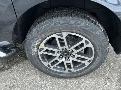 New 2025 Ford Expedition Max Active image 28