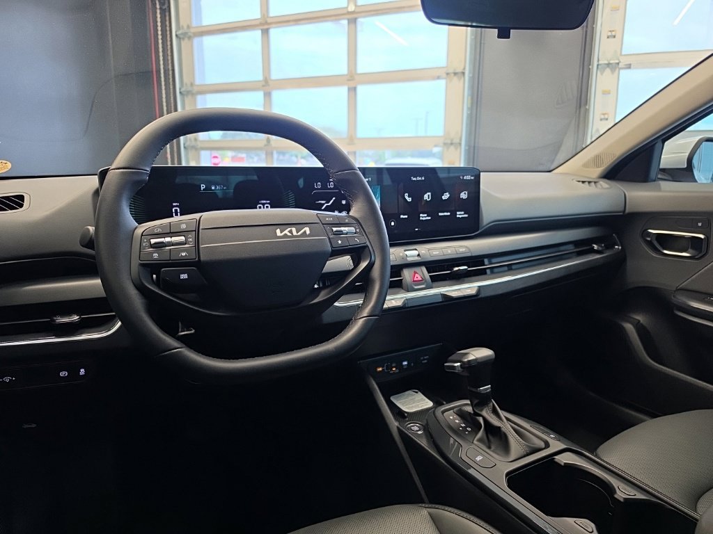Certified 2026 Kia K4 EX FWD image 17