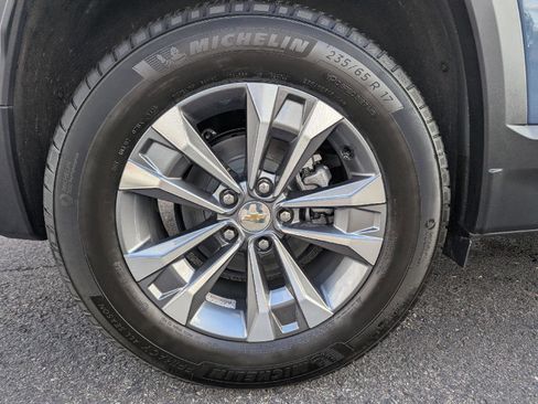 New 2026 Chevrolet Equinox LT image 18