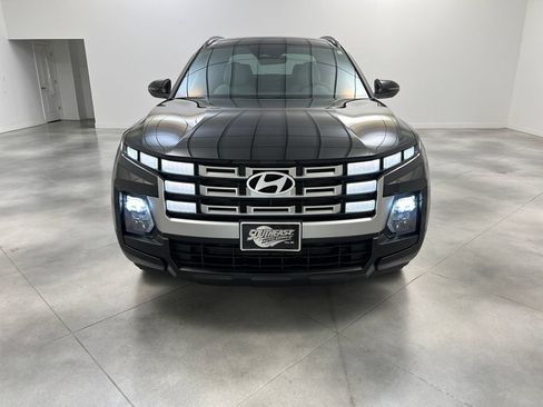 Used 2025 Hyundai Santa Cruz SEL FWD image 3