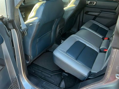 Used 2024 Ford Bronco Outer Banks image 21