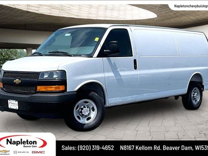 New 2026 Chevrolet Express 2500 Extended w/ Enhanced Convenience Package