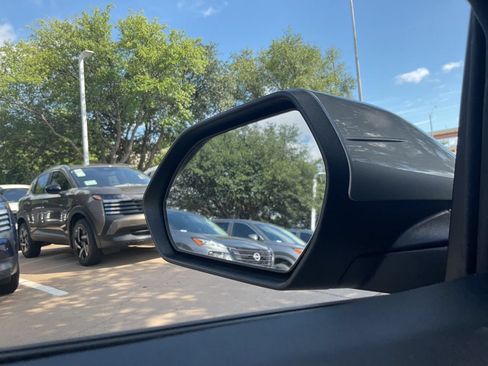 Used 2025 Kia K4 FWD image 18