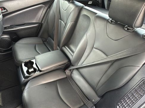 Used 2019 Toyota Prius Prime Premium image 24
