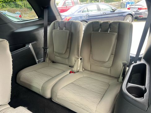Used 2013 Ford Explorer FWD image 20