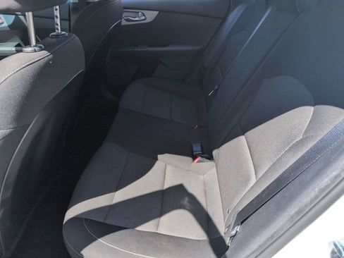 Used 2023 Kia Forte LXS w/ LXS Technology Package FWD image 22