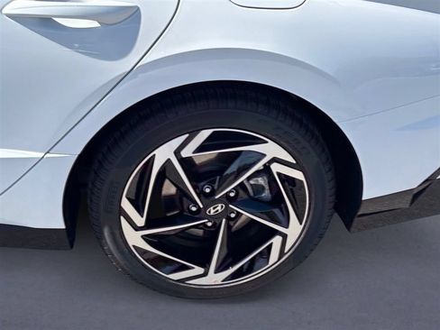 New 2026 Hyundai Sonata SEL FWD image 9