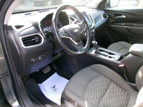 Used 2020 Chevrolet Equinox LT AWD/4WD image 13