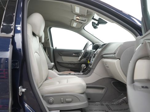 Used 2017 GMC Acadia Limited SLT image 11