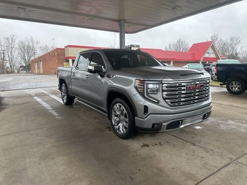 Used 2024 GMC Sierra 1500 Denali w/ Denali Reserve Package image 3