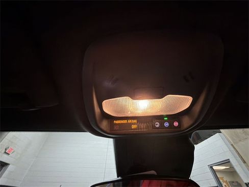 Certified 2024 Buick Envista Sport Touring w/ Convenience I Package image 22