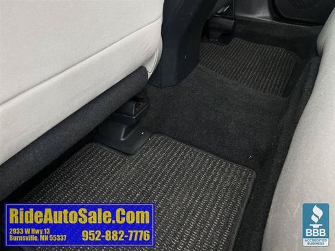 Used 2015 Subaru Forester 2.5i Premium AWD/4WD image 32
