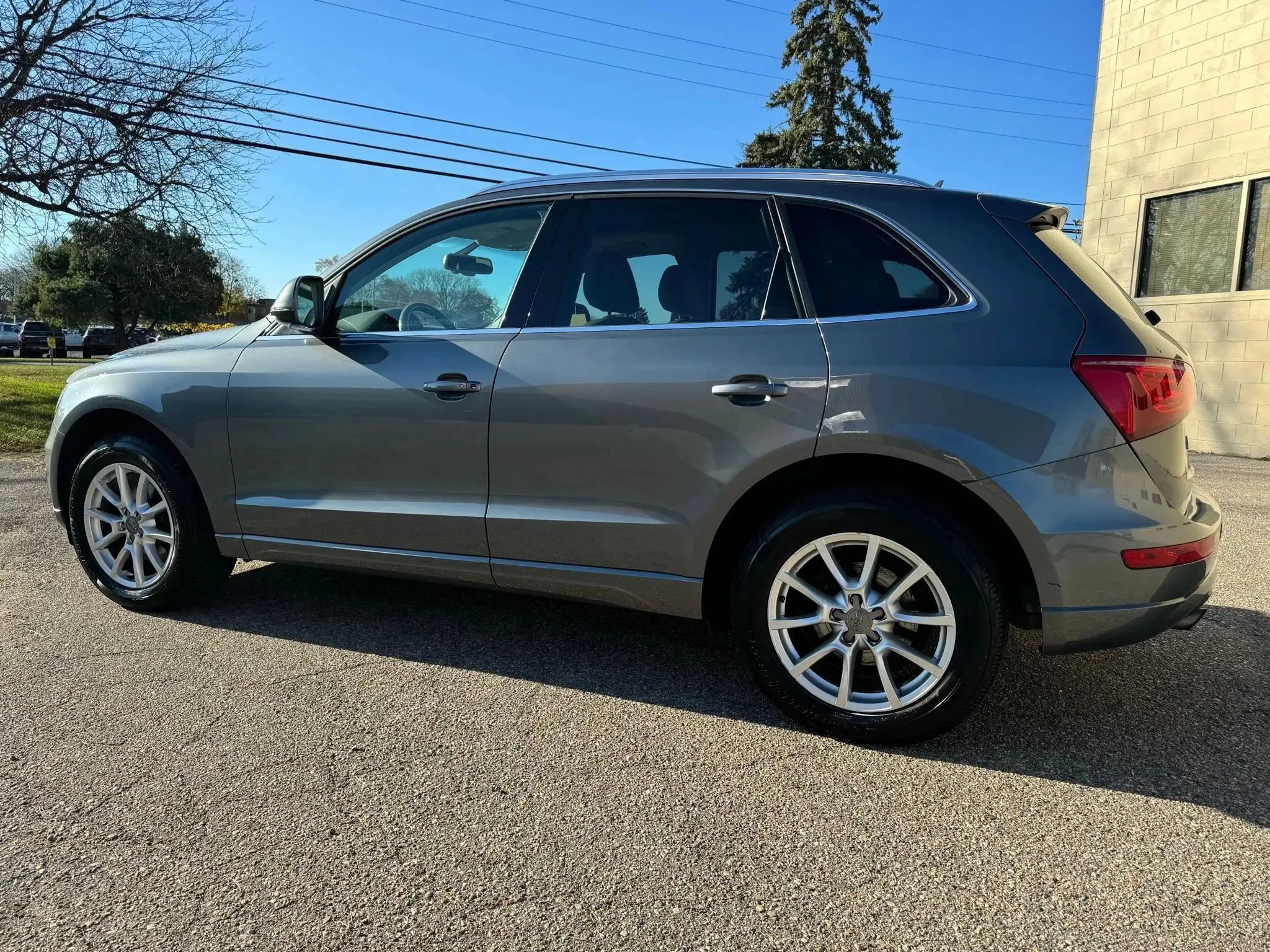 Used 2012 Audi Q5 2.0T Premium Plus AWD/4WD image 6