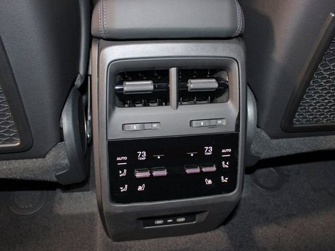 Certified 2025 Porsche Macan Turbo Electric image 39