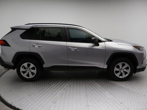 Certified 2021 Toyota RAV4 LE image 7
